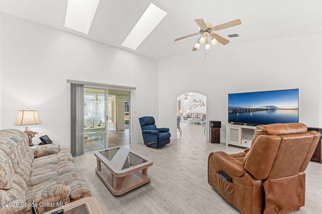 4250 Pine Street, Cocoa, FL 32926