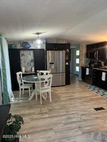 6110 Gordon Road, Wilmington, NC 28411