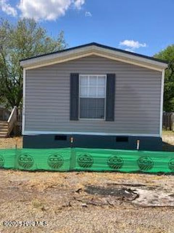 6110 Gordon Road, Wilmington, NC 28411