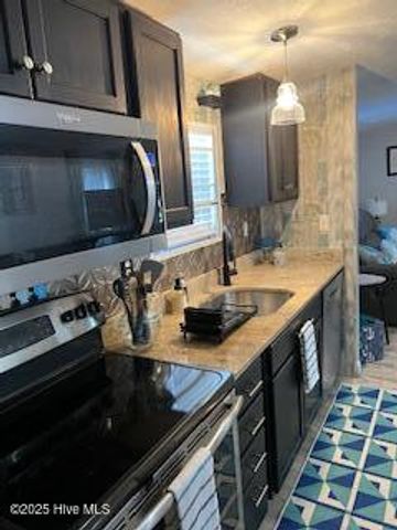 6110 Gordon Road, Wilmington, NC 28411