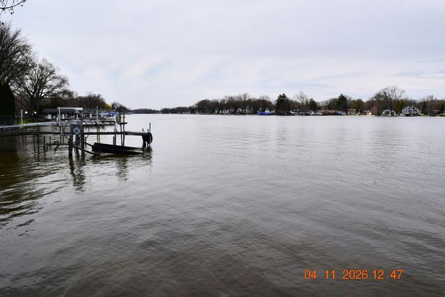 1022 River Terrace Drive, Johnsburg, IL 60051