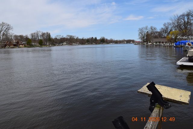 1022 River Terrace Drive, Johnsburg, IL 60051