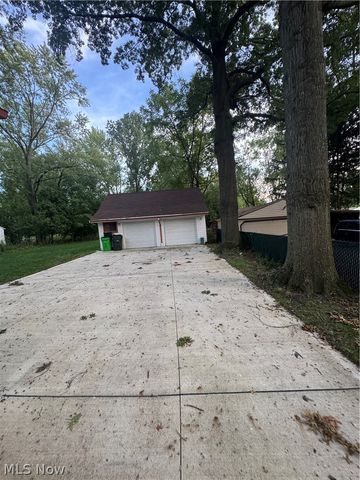 13210 Mccracken Road, Garfield Heights, OH 44125