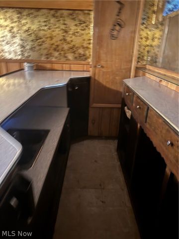 13210 Mccracken Road, Garfield Heights, OH 44125