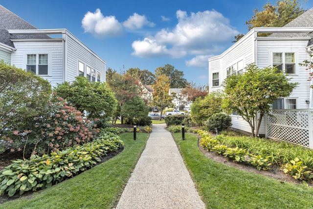 37 Hastings Street 201, Boston, MA 02132