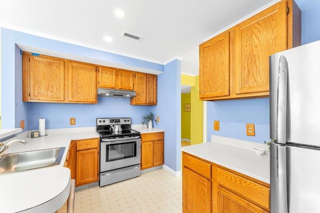 37 Hastings Street 201, Boston, MA 02132