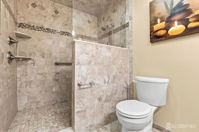 2-A John Adams Court, Monroe, NJ 08831
