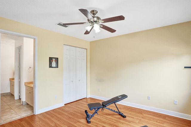 8541 NW 38th Street, Cooper City, FL 33024