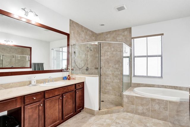 8541 NW 38th Street, Cooper City, FL 33024