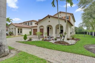 8541 NW 38th Street, Cooper City, FL 33024