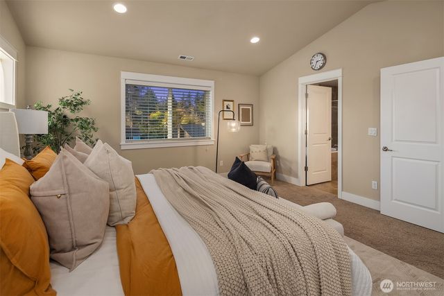 12204 Ashworth Avenue N, Seattle, WA 98133