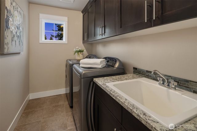 12204 Ashworth Avenue N, Seattle, WA 98133