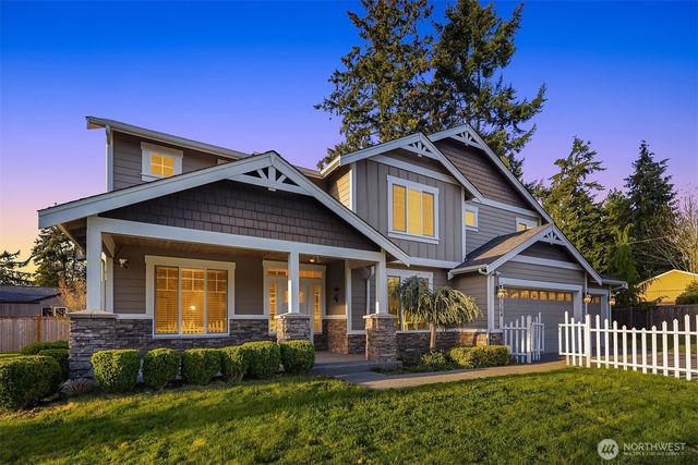 12204 Ashworth Avenue N, Seattle, WA 98133