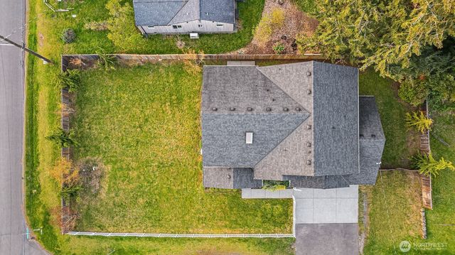 12204 Ashworth Avenue N, Seattle, WA 98133