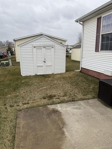 11224 Nearbrook Court, South Lyon, MI 48178