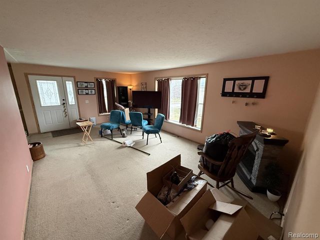 11224 Nearbrook Court, South Lyon, MI 48178