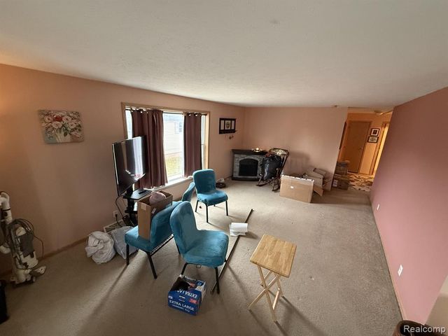 11224 Nearbrook Court, South Lyon, MI 48178