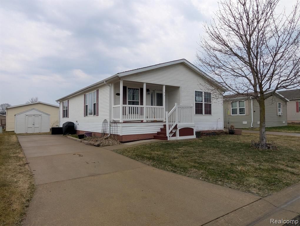 11224 Nearbrook Court, South Lyon, MI 48178