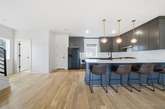 3767 S Riverside Drive E 3767, Tulsa, OK 74105