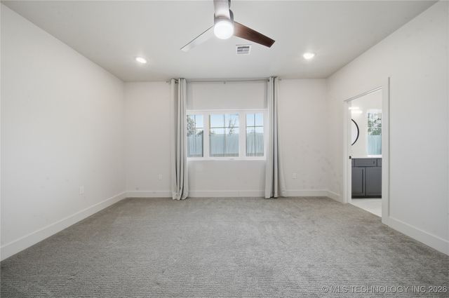 3767 S Riverside Drive E 3767, Tulsa, OK 74105