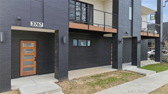 3767 S Riverside Drive E 3767, Tulsa, OK 74105