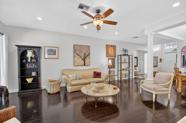 198 Bella Vista Way, Royal Palm Beach, FL 33411