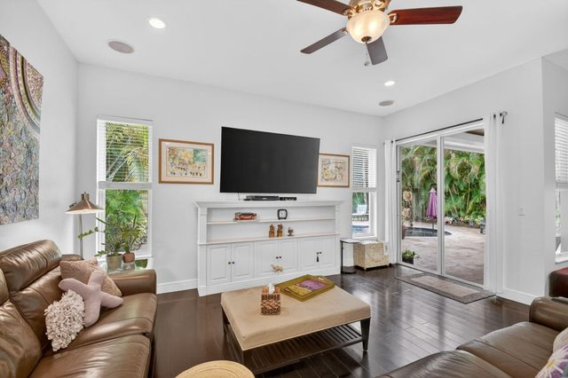 198 Bella Vista Way, Royal Palm Beach, FL 33411