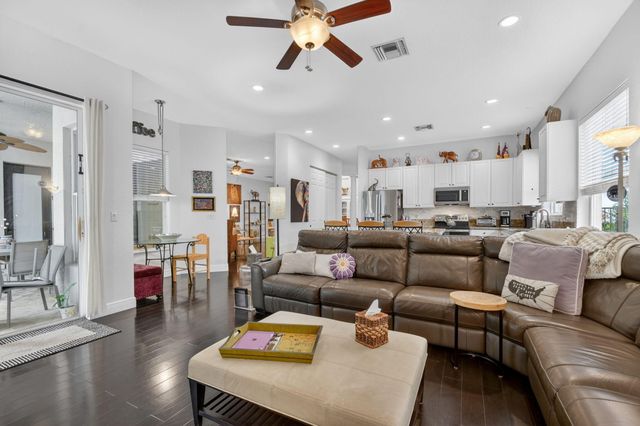198 Bella Vista Way, Royal Palm Beach, FL 33411
