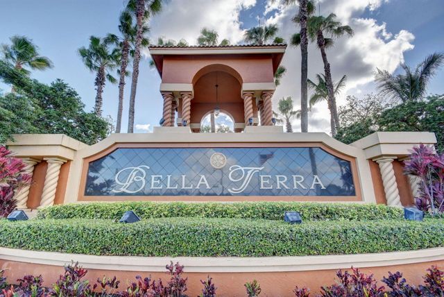 198 Bella Vista Way, Royal Palm Beach, FL 33411