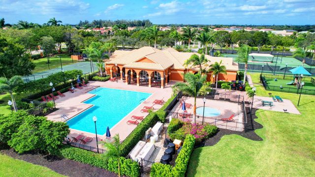 198 Bella Vista Way, Royal Palm Beach, FL 33411