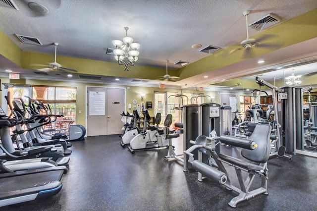 198 Bella Vista Way, Royal Palm Beach, FL 33411