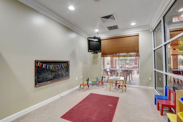 198 Bella Vista Way, Royal Palm Beach, FL 33411