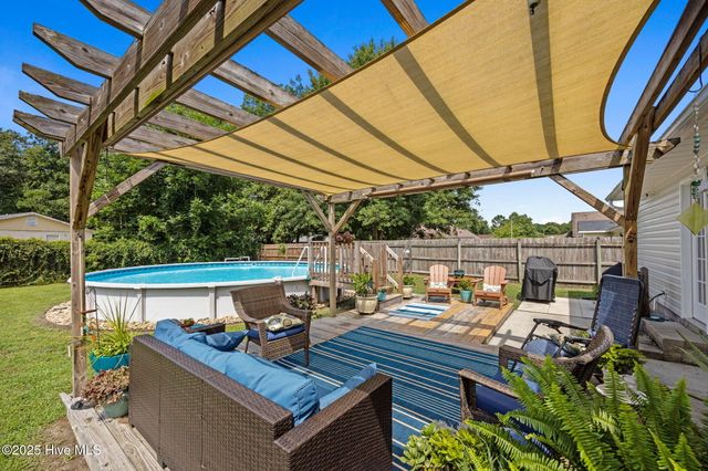 113 Pollard Drive, Jacksonville, NC 28540