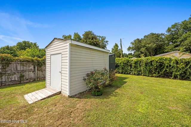 113 Pollard Drive, Jacksonville, NC 28540