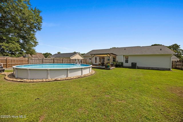113 Pollard Drive, Jacksonville, NC 28540