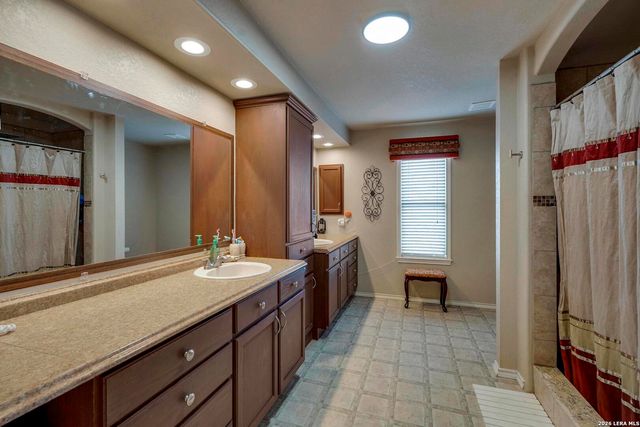 7926 Arabian Cove, San Antonio, TX 78244