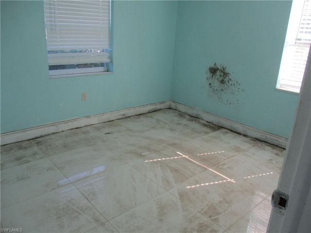 8140 Cleaves RD, North Fort Myers, FL 33903