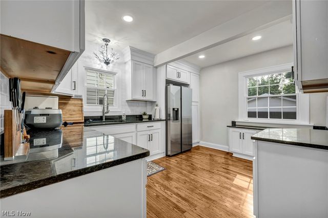 2108 Hampstead Road, Cleveland Heights, OH 44118