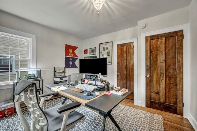 2108 Hampstead Road, Cleveland Heights, OH 44118