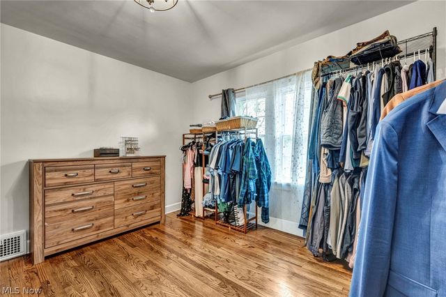 2108 Hampstead Road, Cleveland Heights, OH 44118