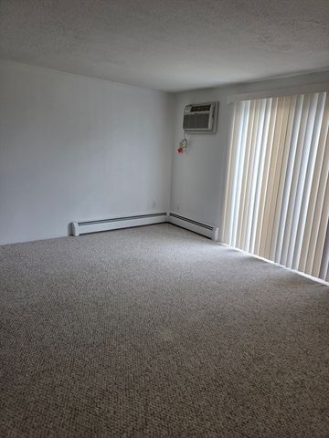 14 Tiffany 10, Salem, NH 03079