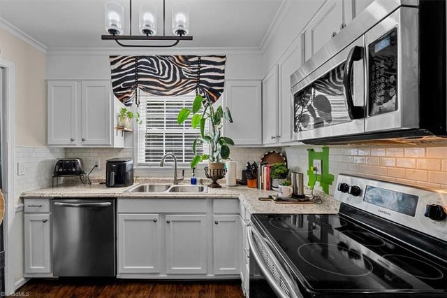 3403 Charing Cross Road, Greensboro, NC 27455