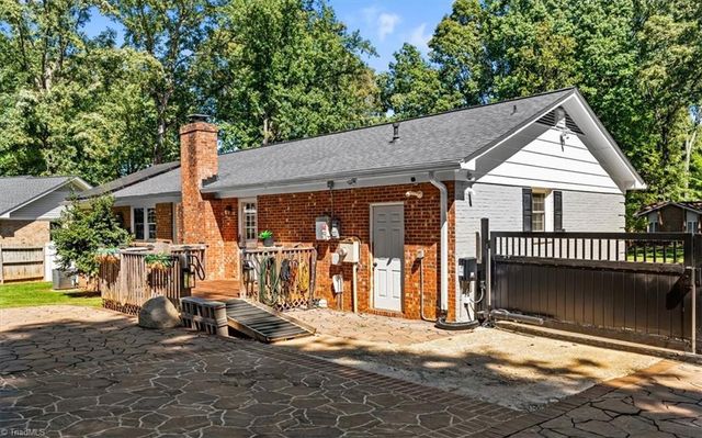3403 Charing Cross Road, Greensboro, NC 27455