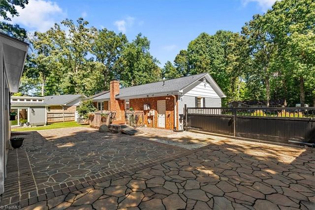 3403 Charing Cross Road, Greensboro, NC 27455