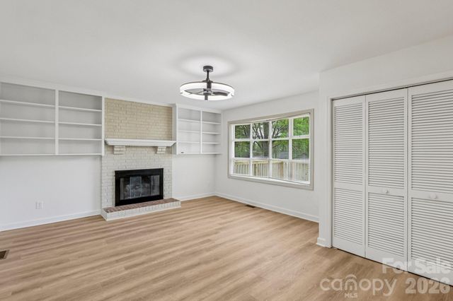 6711 Edenwood Place, Charlotte, NC 28212