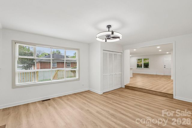 6711 Edenwood Place, Charlotte, NC 28212