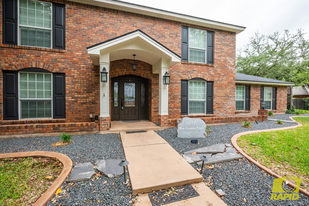 Image 4 of property listing at 5017 Blue Grama Trail, San Angelo, TX 76904