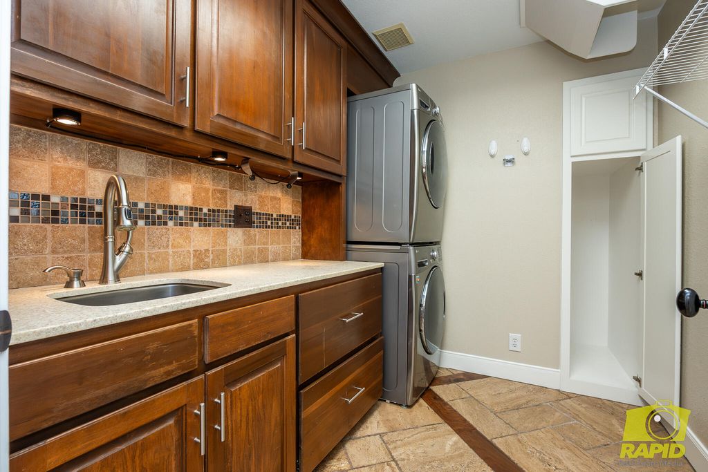 Image 42 of property listing at 5017 Blue Grama Trail, San Angelo, TX 76904