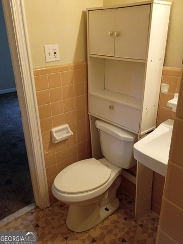 70 Fifth Street, Hartwell, GA 30643