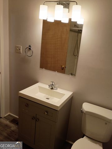 70 Fifth Street, Hartwell, GA 30643